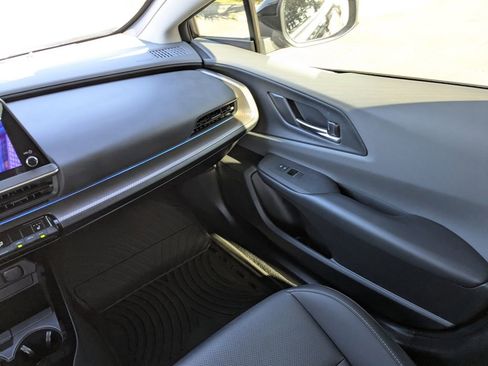 Certified 2024 Toyota Prius XLE image 15