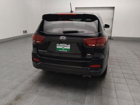 Used 2020 Kia Sorento LX FWD image 7