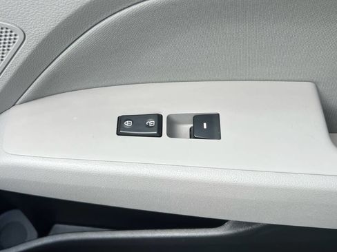 Used 2017 Hyundai Elantra SE w/ SE A/T Tech Package 03 image 17