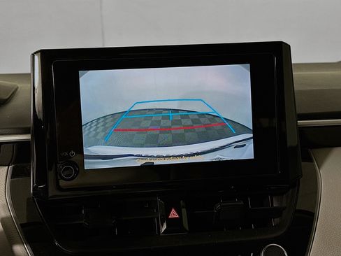 Certified 2025 Toyota Corolla LE FWD image 24