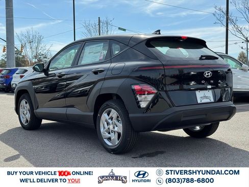 New 2026 Hyundai Kona SE image 11