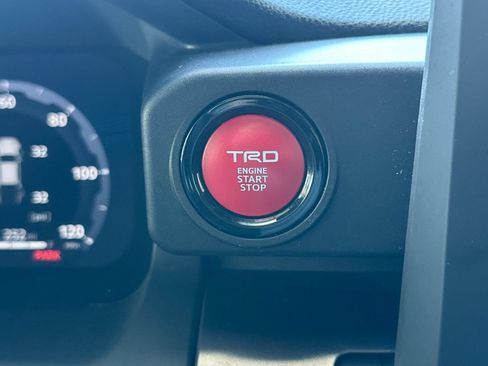 Certified 2025 Toyota Tacoma TRD Sport w/ TRD Sport Upgrade Package AWD/4WD image 21