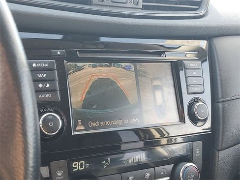 Used 2013 Nissan Rogue S w/ Special Edition Pkg image 31