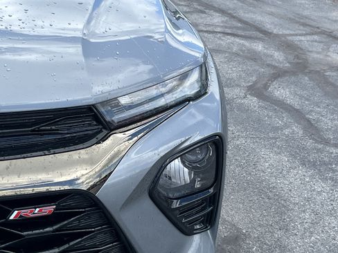 Used 2023 Chevrolet TrailBlazer RS FWD image 12