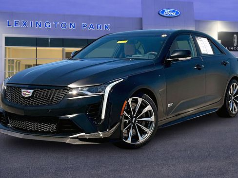 Used 2026 Cadillac CT4 V Blackwing w/ Carbon Fiber 1 Package RWD image 3