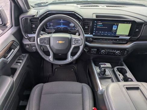 Used 2022 Chevrolet Silverado 1500 LT w/ Protection Package image 17