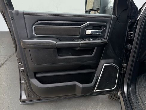 Used 2024 RAM 3500 Laramie w/ Night Edition image 22