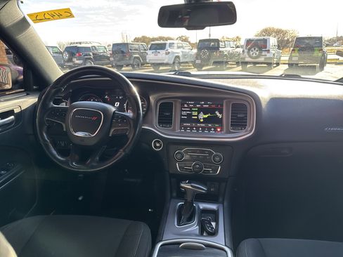 Used 2019 Dodge Charger Scat Pack image 29