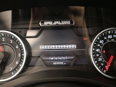Used 2023 RAM 1500 Big Horn AWD/4WD image 32
