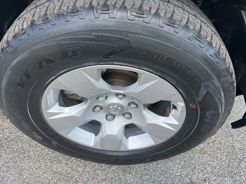 Used 2022 RAM 1500 Lone Star RWD image 3