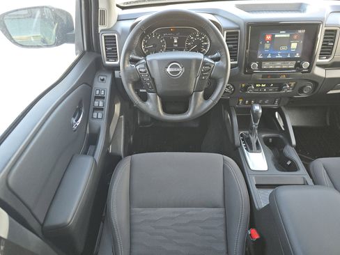 Used 2023 Nissan Frontier SV w/ SV Convenience Package image 20