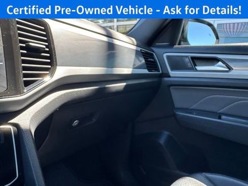 Certified 2023 Volkswagen Atlas Cross Sport SEL R-Line AWD/4WD image 19