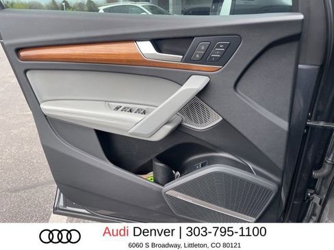 Used 2023 Audi Q5 2.0T Prestige w/ Prestige Package image 9