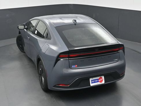 Used 2023 Toyota Prius LE FWD image 32