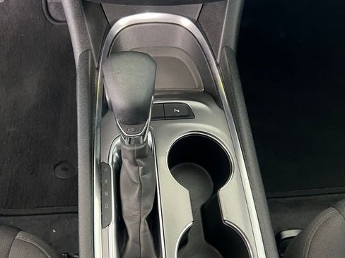 Used 2024 Chevrolet Malibu LT image 13