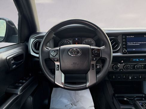 Used 2023 Toyota Tacoma TRD Off-Road w/ Technology Package image 12