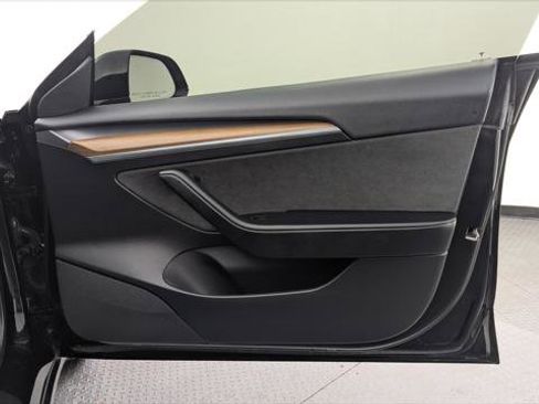 Used 2022 Tesla Model 3 Performance image 22