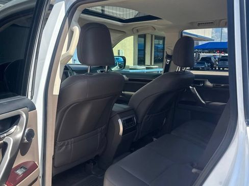 Used 2019 Lexus GX 460 Luxury AWD/4WD image 5
