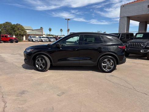 Used 2025 Ford Escape ST-Line Select AWD/4WD image 8