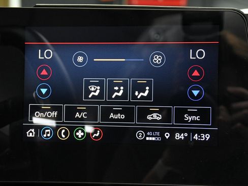 Used 2021 Chevrolet Corvette Stingray Coupe w/ Z51 Performance Package RWD image 52