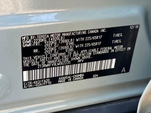 Certified 2020 Toyota RAV4 XLE w/ Convenience Package AWD/4WD image 33