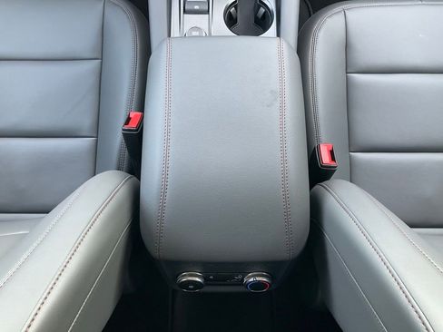 New 2026 Ford Explorer Active w/ Active Comfort Package image 27