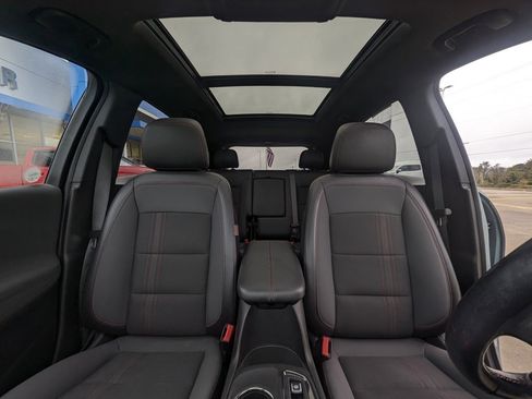 Used 2022 Chevrolet Equinox RS image 24