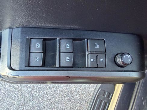 Used 2020 Toyota Tacoma TRD Off-Road image 20