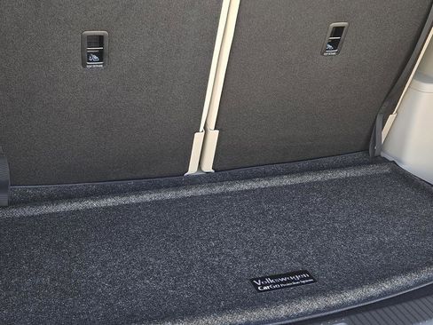 New 2026 Volkswagen Atlas SE image 10