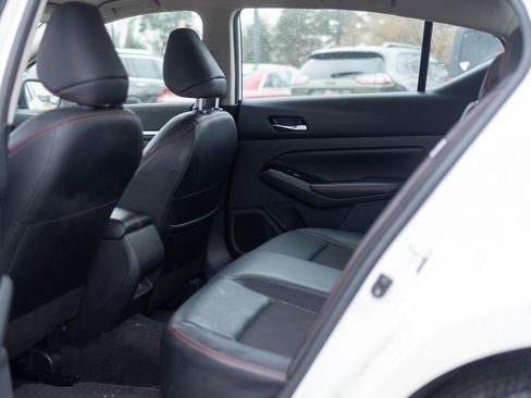 Used 2024 Nissan Altima 2.5 SR image 28