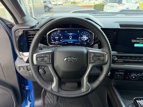 Used 2025 Chevrolet Silverado 1500 LT Trail Boss w/ LT Trail Boss Premium Package image 20