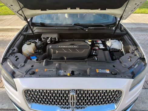 Used 2019 Lincoln Nautilus Black Label AWD/4WD image 47