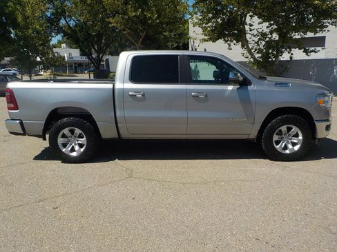 Used 2024 RAM 1500 Laramie AWD/4WD image 12