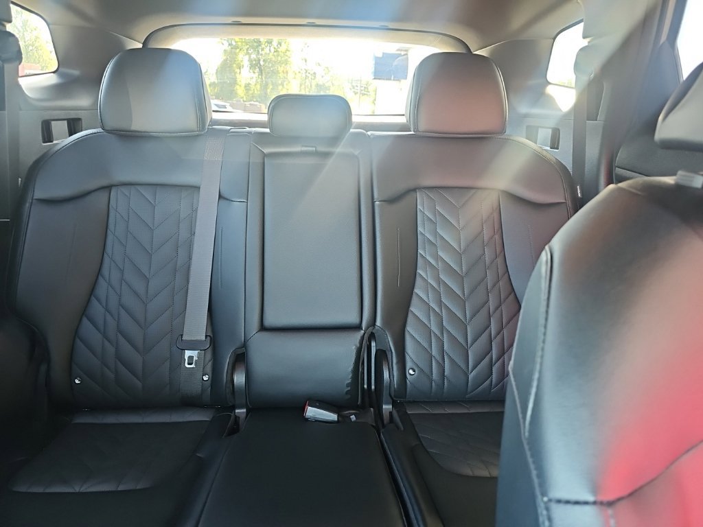 Used 2025 Kia Sportage X-Line AWD/4WD image 10