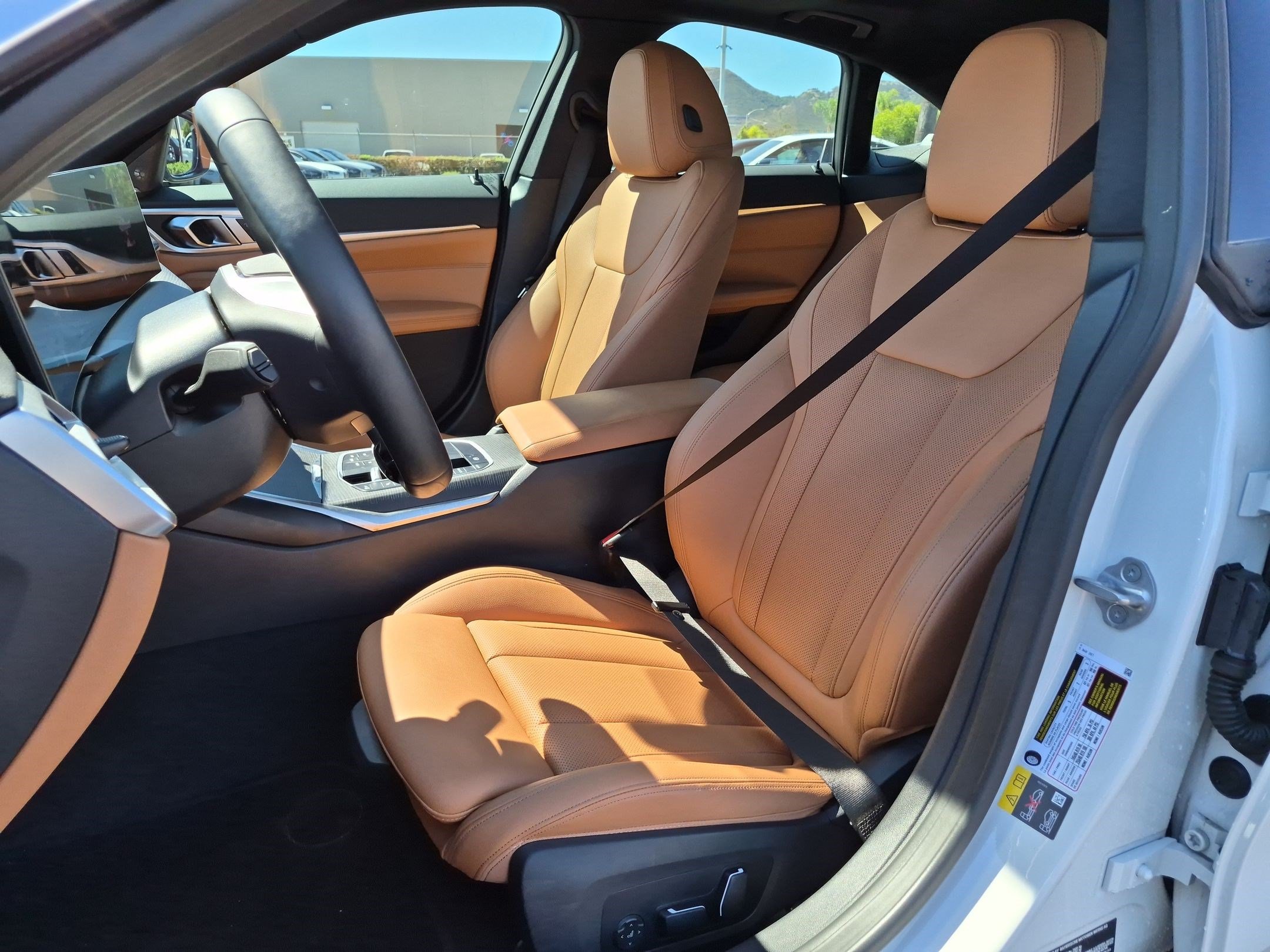 Certified 2025 BMW i4 eDrive40 w/ M Sport Package RWD image 16