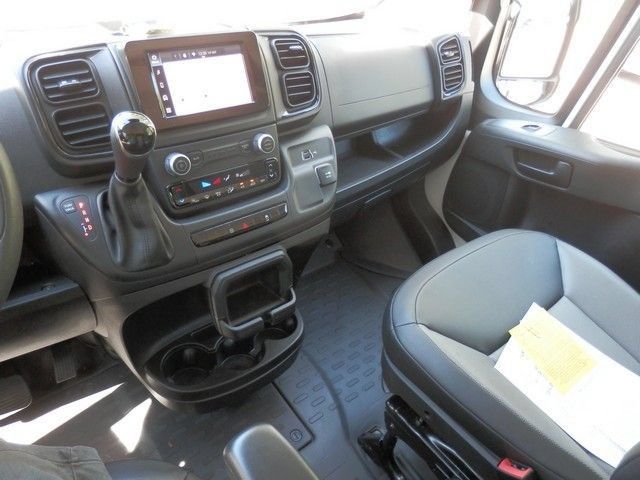 Used 2025 RAM ProMaster 2500 w/ Convenience Group FWD image 25