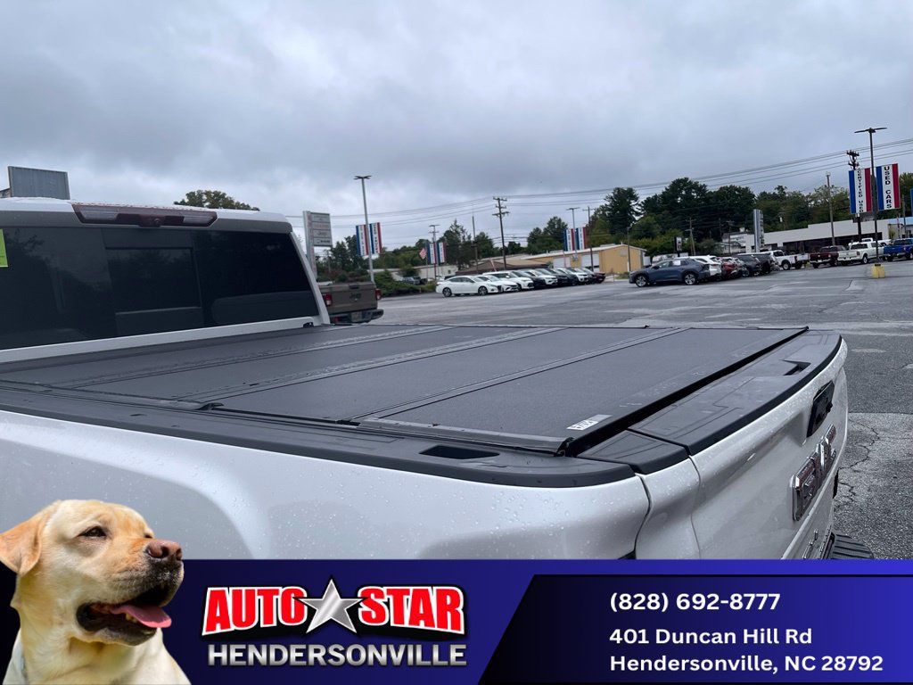 Used 2023 GMC Sierra 3500 Denali w/ Denali Ultimate Package AWD/4WD image 9
