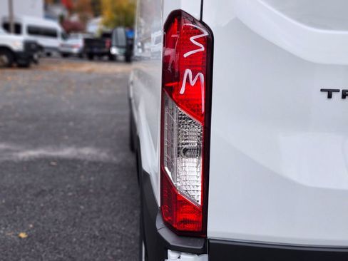 New 2026 Ford Transit 250 148 Medium Roof w/ Load Area Protection Package image 9