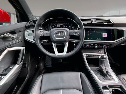 Used 2022 Audi Q3 2.0T Premium image 8