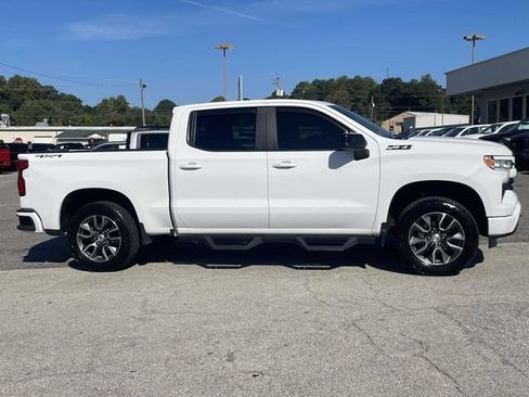 Used 2022 Chevrolet Silverado 1500 RST AWD/4WD image 2