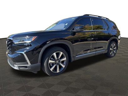 Used 2025 Honda Pilot Touring
