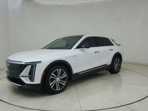 Used 2024 Cadillac Lyriq Luxury image 69
