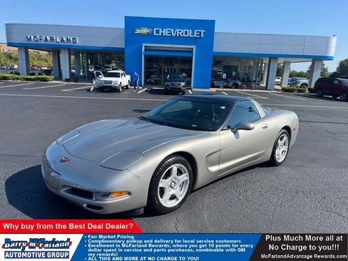 Used 1999 Chevrolet Corvette Coupe w/ Memory Pkg image 1