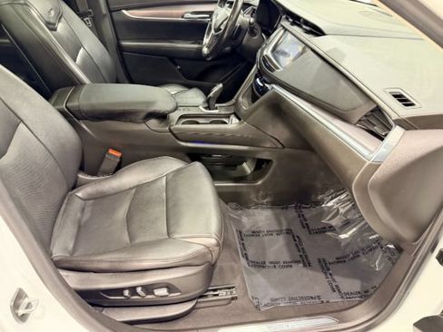 Used 2018 Cadillac XT5 Luxury AWD/4WD image 49