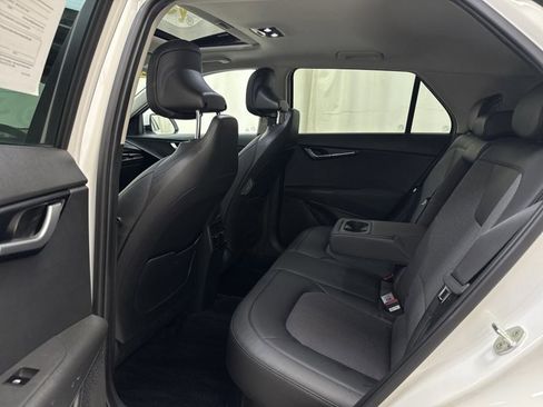 Certified 2023 Kia Niro EX Touring image 14