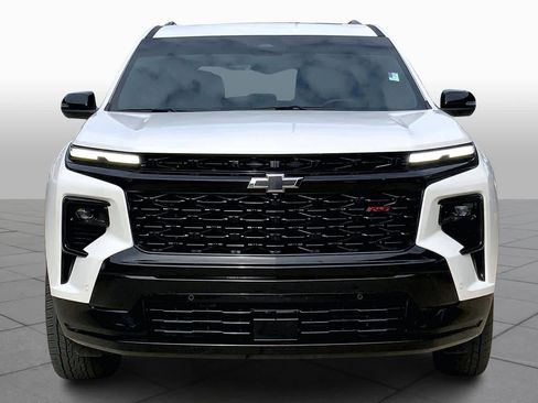 Used 2024 Chevrolet Traverse RS image 4