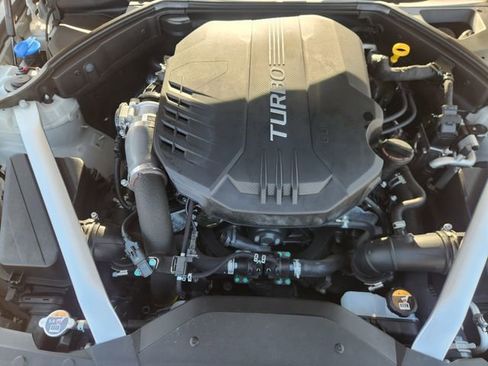 Used 2025 Genesis G70 3.3T Advanced RWD image 32
