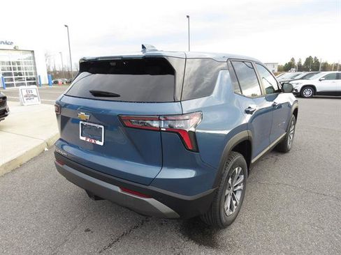 New 2026 Chevrolet Equinox LT w/ Convenience Package II image 6