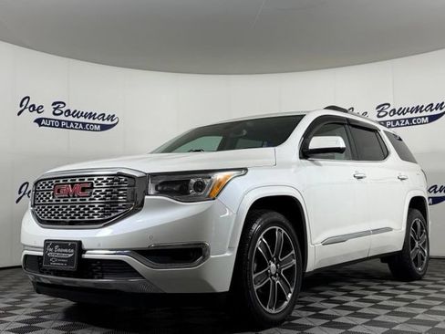Used 2018 GMC Acadia Denali w/ Technology Package AWD/4WD image 2