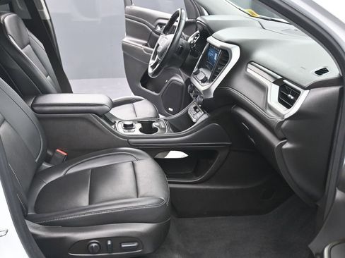 Used 2022 GMC Acadia SLT w/ Technology Package image 11